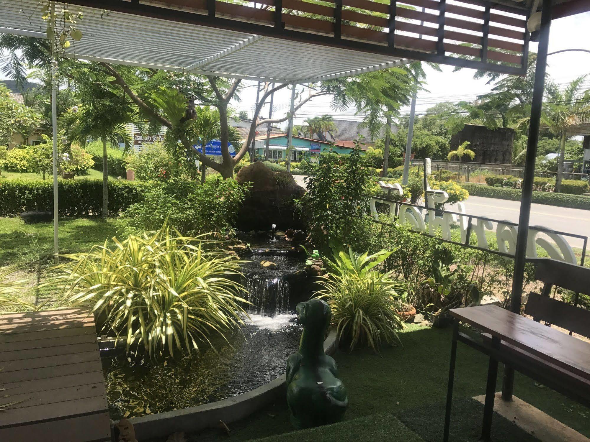 Sangtong Beach Resort Laem Sing Exterior photo